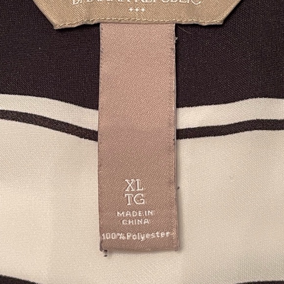 Banana Republic striped blouse. - Picture 5 of 6